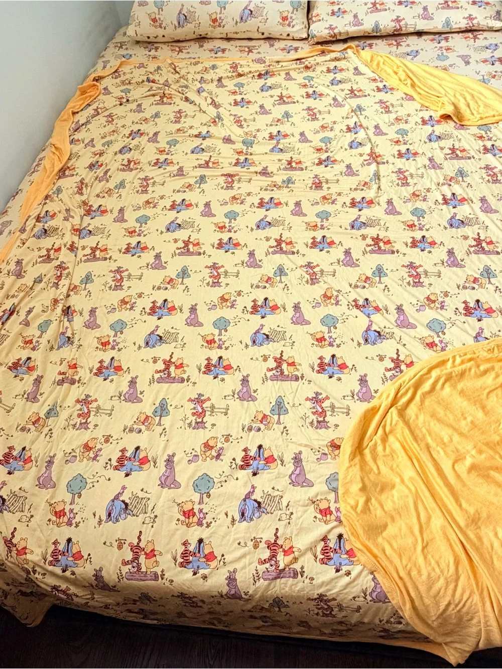 LS Winnie the Pooh 4 pieces set new customized set for queen bed